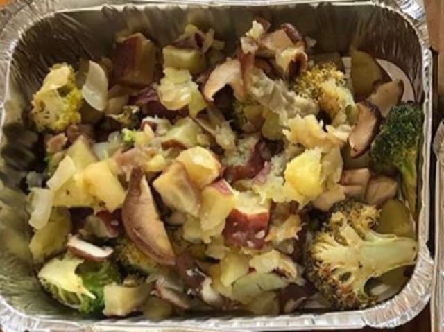 「Sweet Potato and Mushroom Stirfry」の料理の写真