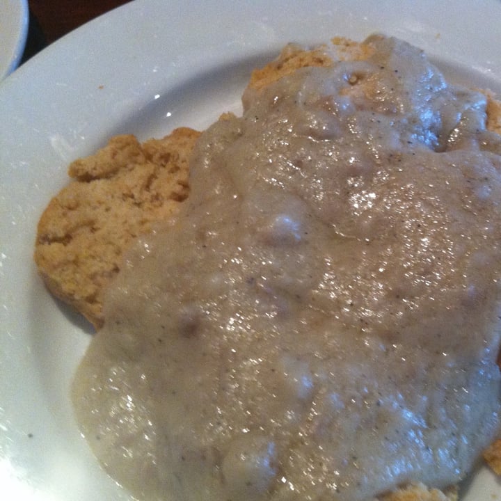 photo of Ethos Vegan Kitchen Biscuits And Gravy shared by @angiec463 on  25 Aug 2021 - review