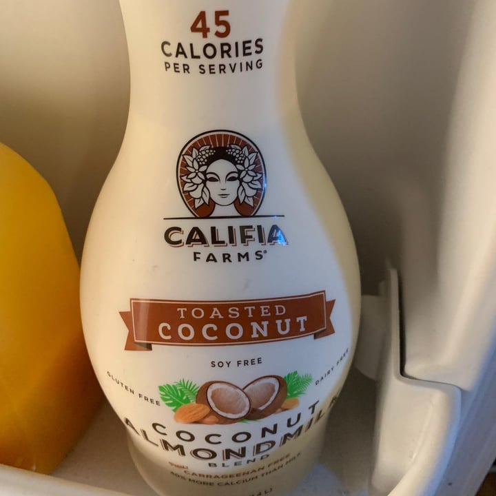 review photo of Califia Farms Unsweetened Almondmilk shared by @carvinchan on 27 Jun 2020 - review