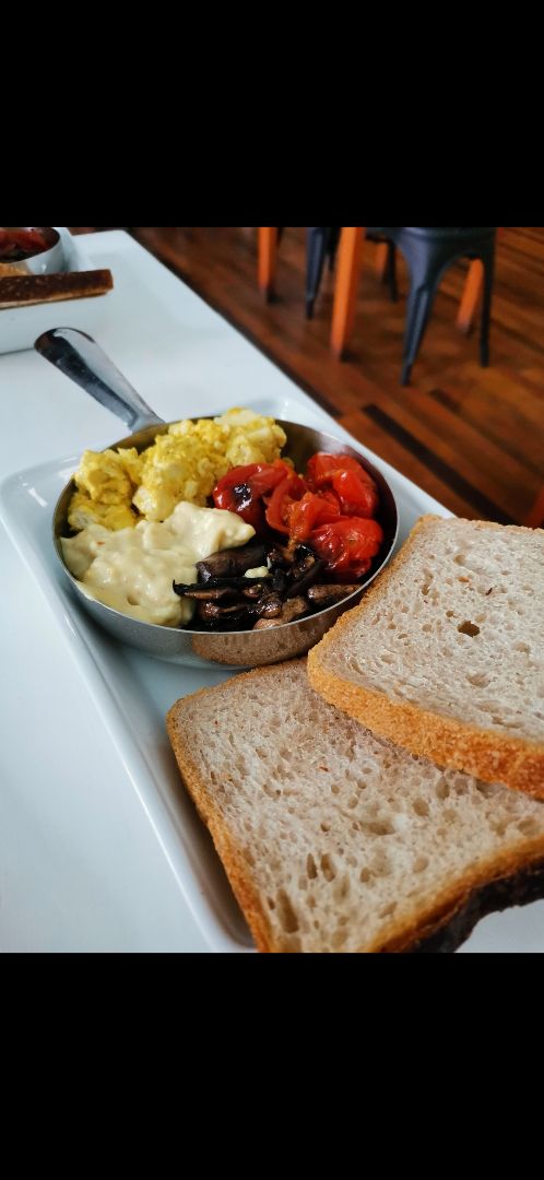 photo of Boreal Vegan Restaurant Tofu scramble shared by @camila1986 on  27 Jan 2020 - review