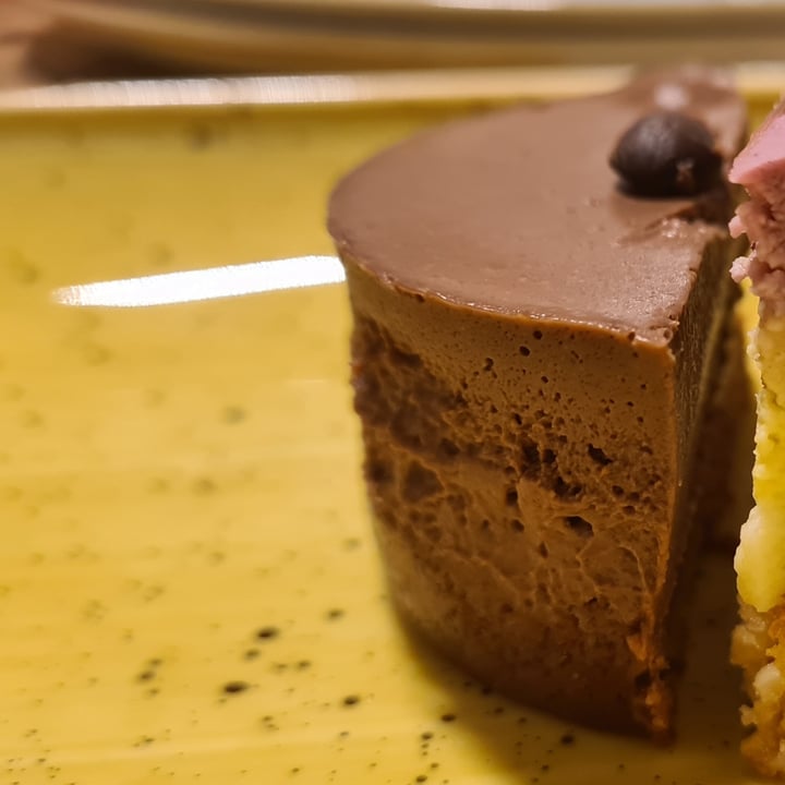 photo of BioEssere Café&Bistrot veg & vegan Cheesecake Al Cioccolato shared by @patti95 on  27 Nov 2021 - review