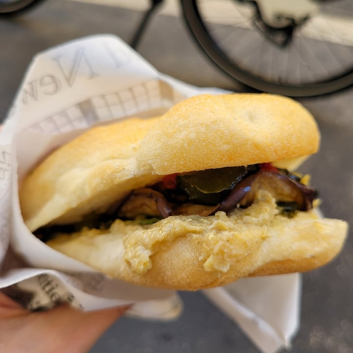 photo of Fuorinorma panini de vegetales shared by @solsz on  21 Oct 2022 - review