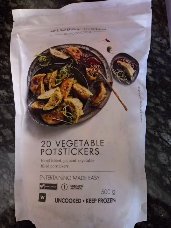 photo of Woolworths Food Vegetable potstickers shared by @nnandita15 on  22 Apr 2020 - review