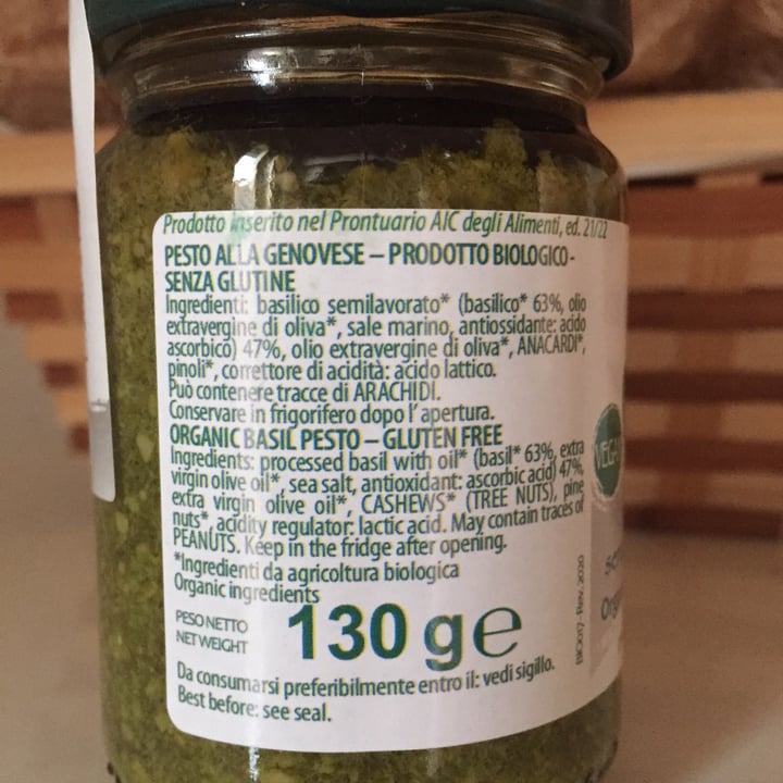 photo of Granda tradizioni Pesto alla Genovese Senza Aglio E Formaggio shared by @coccolandia on  05 Dec 2021 - review