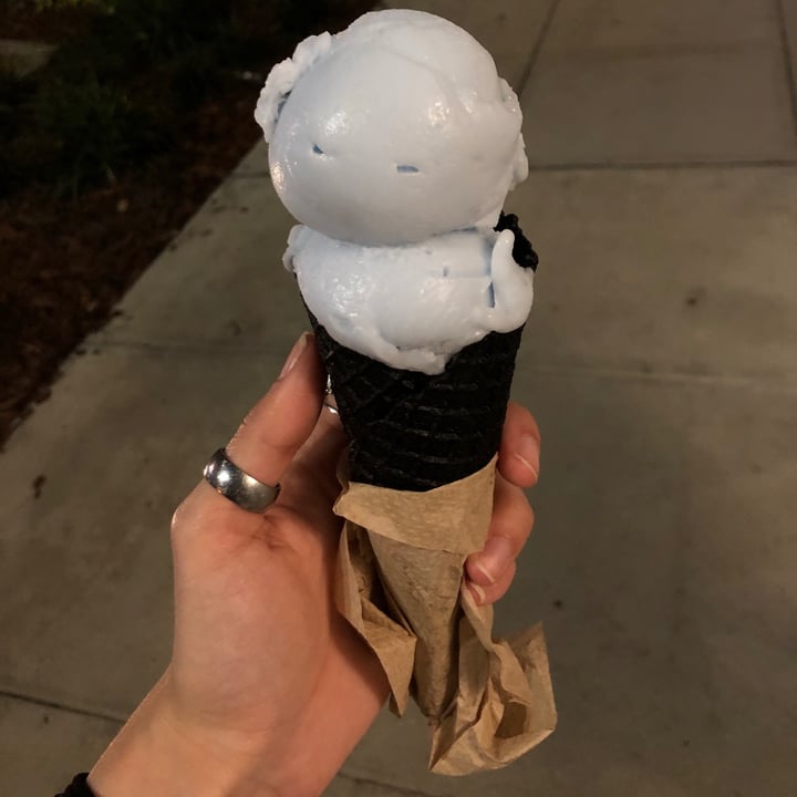 photo of The Greenery Creamery marshmallow cotton candy shared by @autvvmn on  11 May 2021 - review