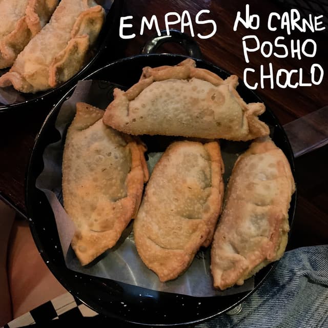 菜肴“Empanadas Vien Argentas”的照片