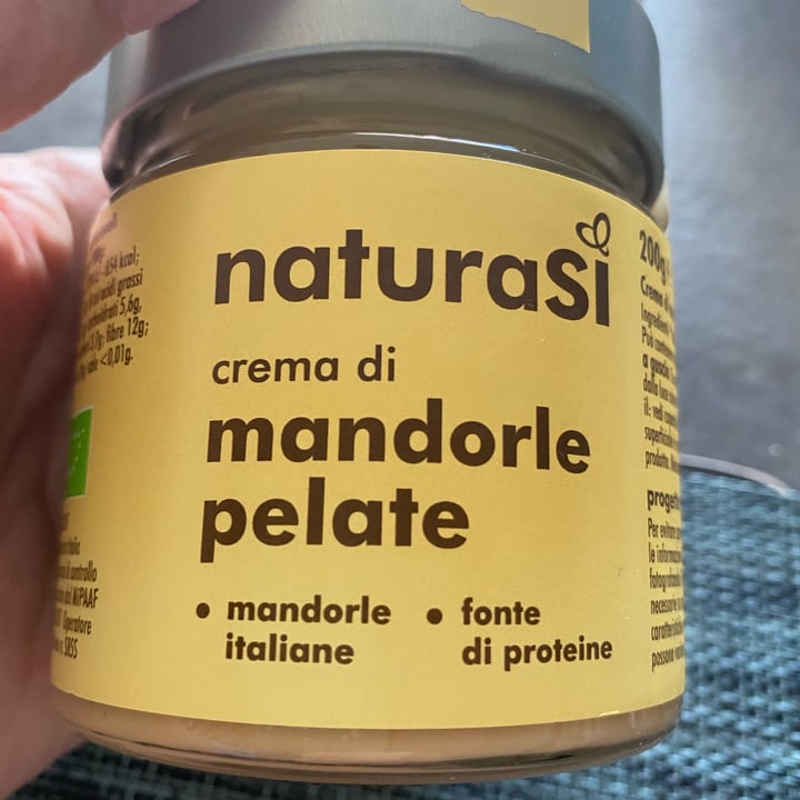photo of Natura Sì Crema di mandorle pelate shared by @veganfamilyinviaggio on  19 Sep 2022 - review