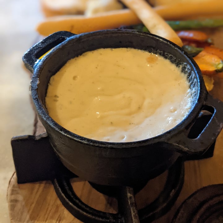 photo of Mr. & Mrs. Watson Fondue shared by @hungryvegan00 on  28 Nov 2021 - review