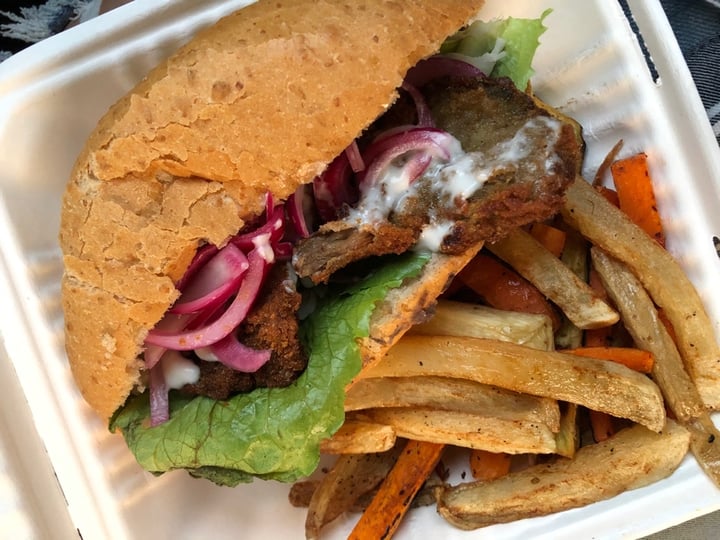 photo of Distrito Vegano Torta De Milanesa shared by @kassvegan on  23 Jan 2020 - review