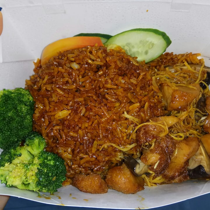 photo of D' Life Claypot chicken cube rice shared by @plantbasedlifestyle on  04 Dec 2020 - review