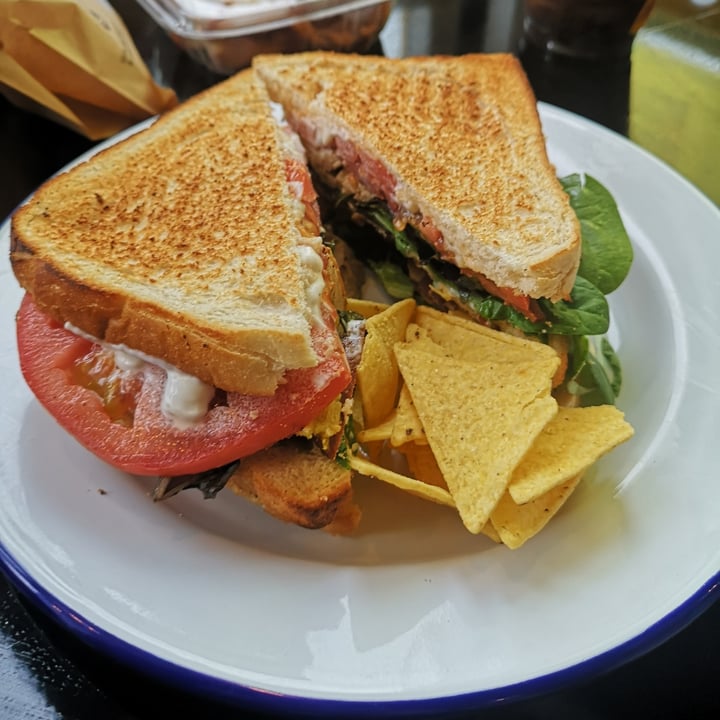 photo of Scoffs Feel Good Food Club Sandwich shared by @pointsofellie on  07 Aug 2021 - review