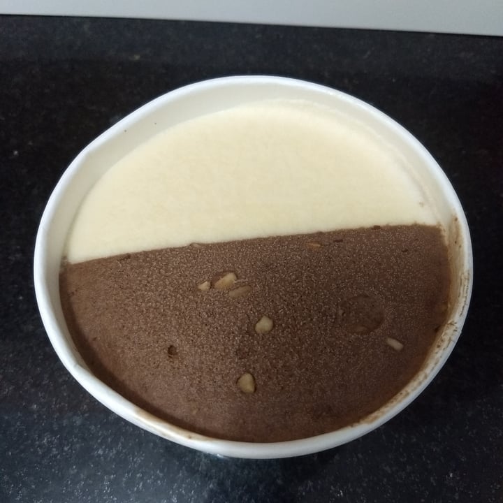 review photo of Sei Tu Sei Tu Vegan Vainilla y Chocolate con Almendras shared by @maria-vgn on 03 Jun 2021 - review