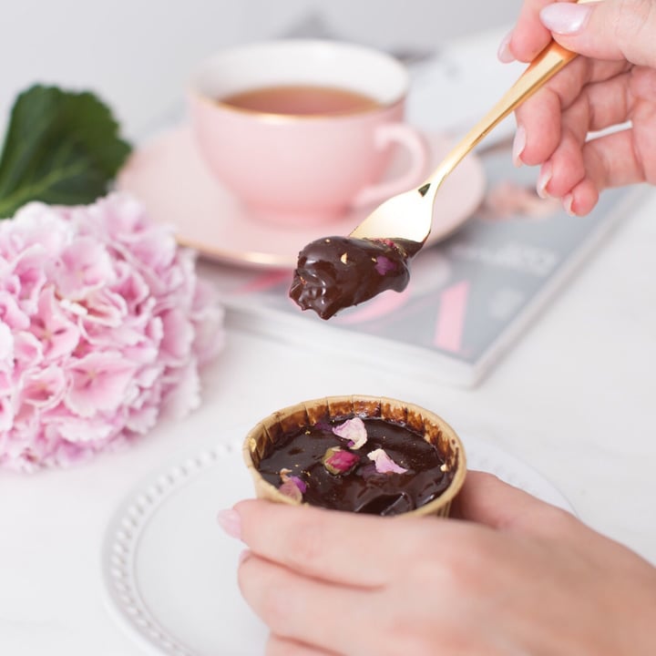 review photo of Róa Midnight™ Classique Cupcakes shared by @janetan13 on 09 Aug 2019 - review