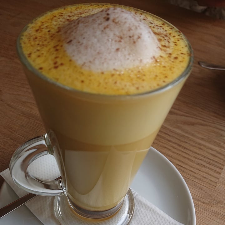 photo of BHAJAN CAFE. Vegetarian & Vegan Restaurant. Turmeric Latte shared by @from02miro on  03 Oct 2022 - review