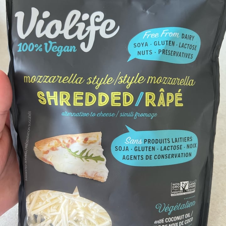 review photo of Violife Mozzarella Shreds shared by @tamirescanadabrazil on 15 May 2022 - review