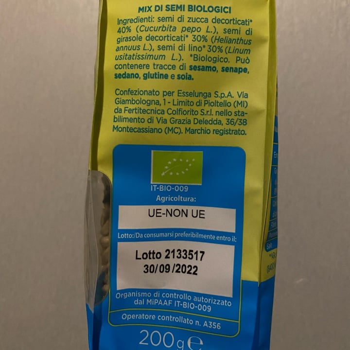 review photo of Esselunga Bio Mix di semi shared by @alicelovestheanimals on 30 Dec 2021 - review