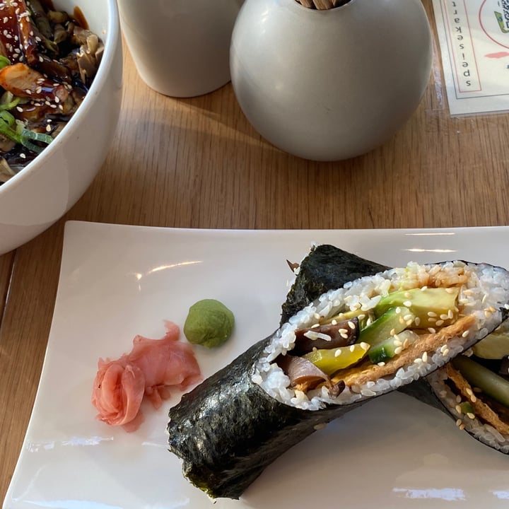 photo of Maki Maki Sushi Green Köln Sushi shared by @connec on  22 Jul 2020 - review
