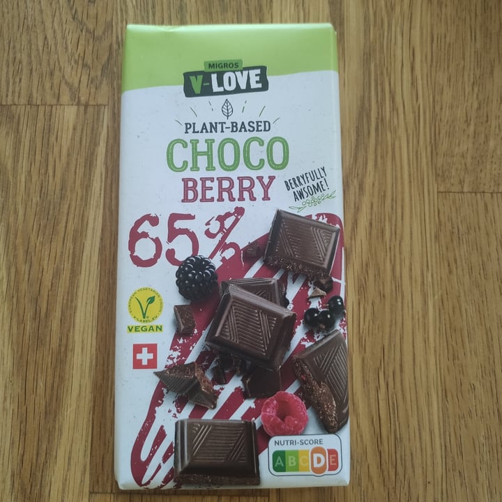 review photo of Migros V-Love Choco berry shared by @gandalfra on 21 Jun 2022 - review