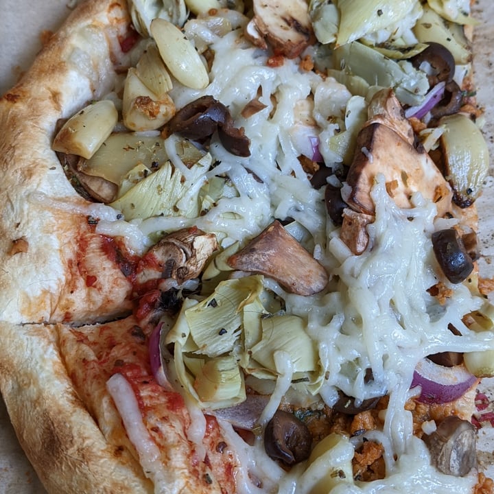 photo of MOD Pizza Mega Dough Build Your Own Pizza shared by @teamfidler on  19 May 2022 - review