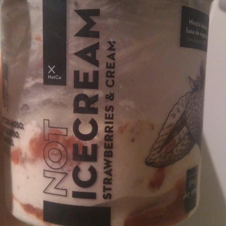 photo of NotCo Not Icecream Strawberries & Cream shared by @andremoti on  15 Nov 2020 - review