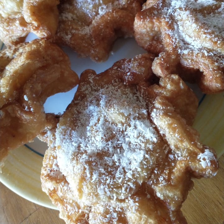 review photo of Devachan vegan Pastelitos shared by @cami36 on 01 Jun 2021 - review