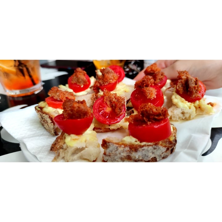 review photo of Gelateria Su Per Giù Aperitivo Vegan shared by @goveg on 30 Sep 2021 - review