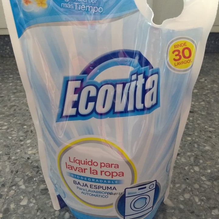 photo of Ecovita Líquido para Lavar Ropa shared by @tierrapatuna on  04 Feb 2022 - review