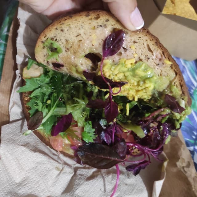 Photo of the dish “Sandwich vegano y sano”
