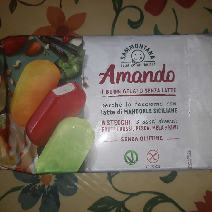 review photo of Sammontana 6 stecchi frutti rossi, pesca, mela e kiwi shared by @isabella2 on 24 Sep 2022 - review