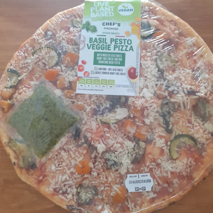 photo of Pick n Pay Basil Pesto Veggie Pizza shared by @plantbasedpisces on  29 Aug 2022 - review