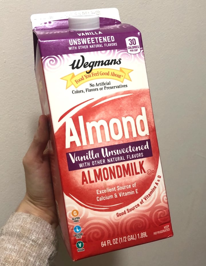 photo of Wegmans Vanilla Unsweetened Almond Milk shared by @emilystrong221 on  10 Apr 2020 - review