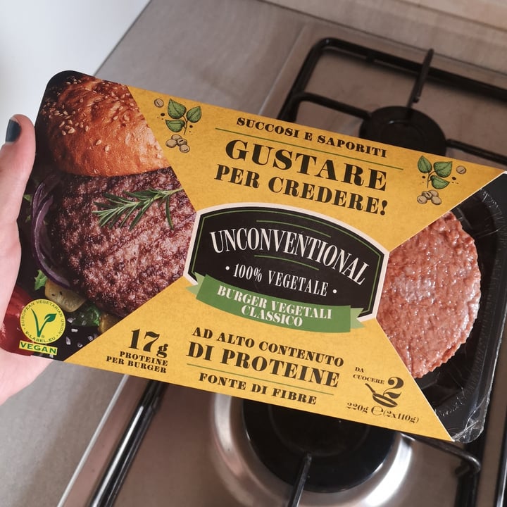 photo of Unconventional Burger Vegetale Classico - Classic Burger shared by @francescagiardina on  12 Jun 2022 - review