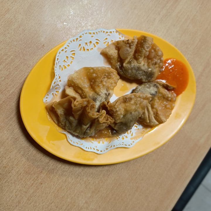 photo of Bodhi Deli 菩提斋 Fried dumplings shared by @skootykoots on  05 Apr 2021 - review