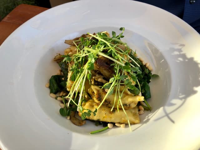Foto do prato “truffle dill agnolotti”