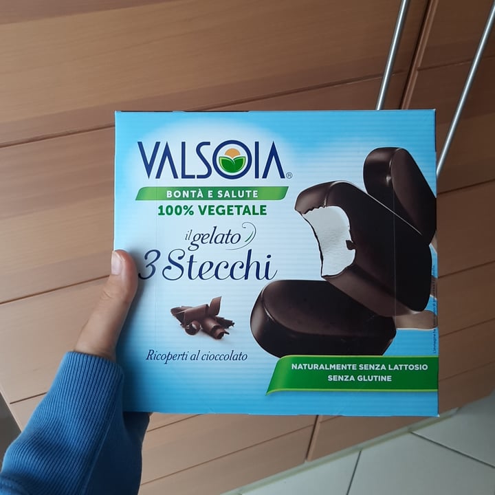 review photo of Valsoia 3 Stecchi di gelato shared by @martattack on 18 Aug 2022 - review