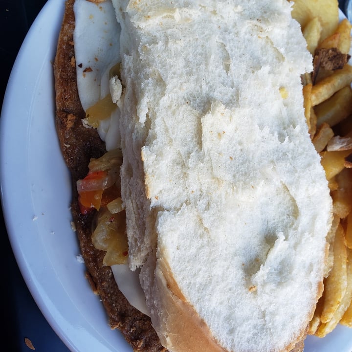 review photo of El Gran Chopp Lomito Vegano shared by @sisisoydelfi on 26 May 2022 - review