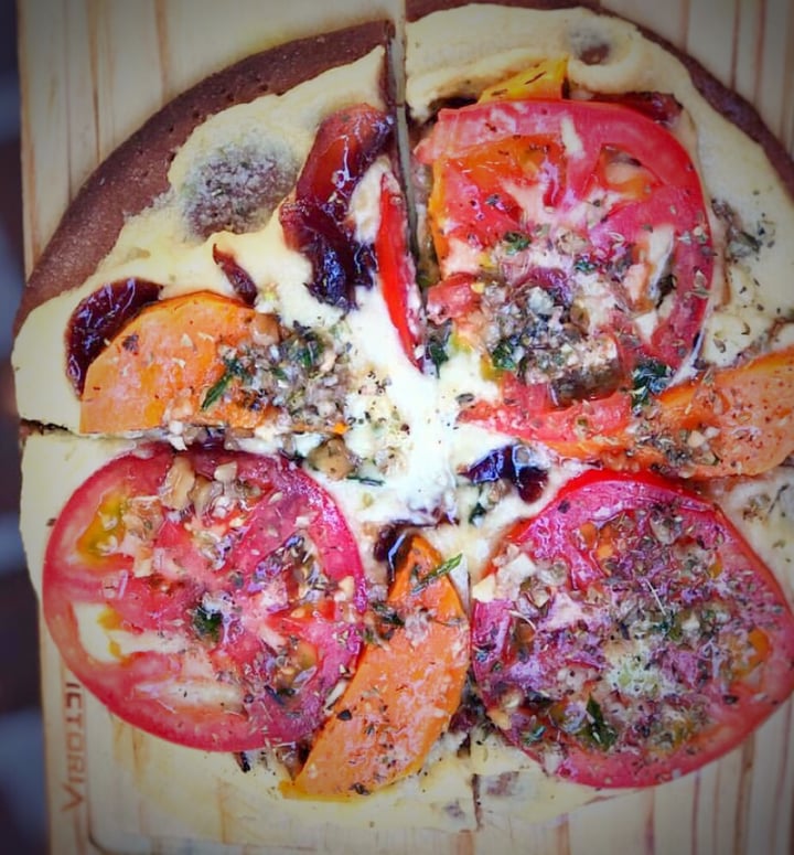 photo of Mattinata Pizza Vegana shared by @rominanotero on  17 Jul 2019 - review
