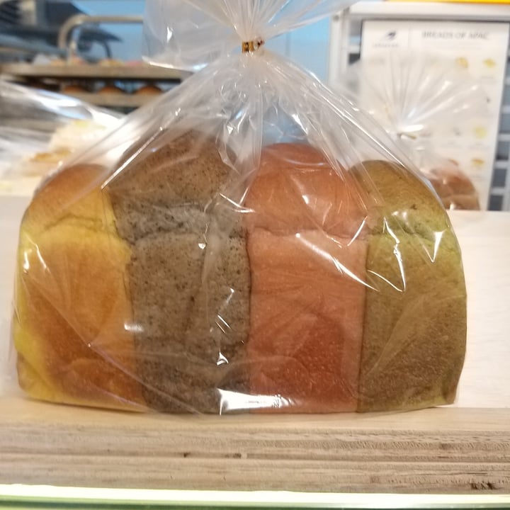 photo of Almond Bakery (Vegetarian) Multi Coloured Bread Loaf shared by @darkchocoholic on  17 Dec 2021 - review