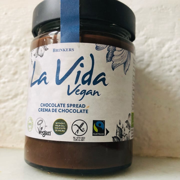 photo of La Vida Vegan Chocolate spread shared by @marionayogacadaques on  31 Oct 2021 - review