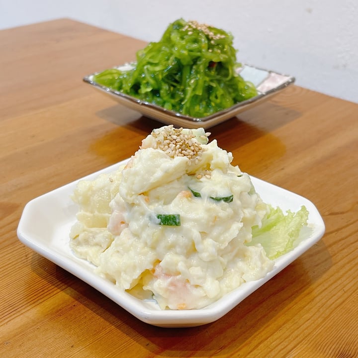 photo of Lucky Cat Vegan Potato Salad shared by @veggiexplorer on  15 Jan 2021 - review