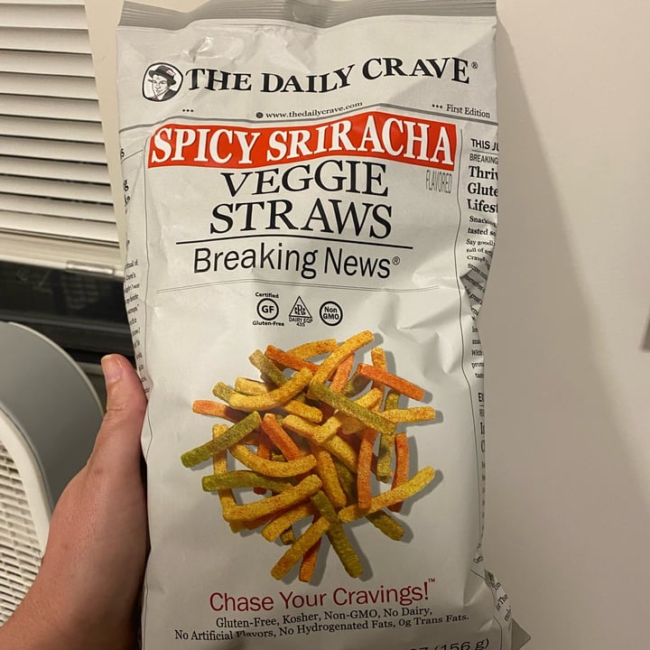 photo of The Daily Crave Spicy Sriracha Veggie Straws shared by @kmeregali on  11 May 2022 - review