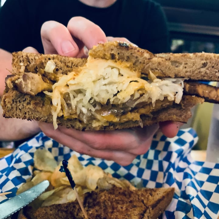 photo of Detroit Street Filling Station Treetown Tempeh Reuben shared by @allhess on  10 Oct 2021 - review