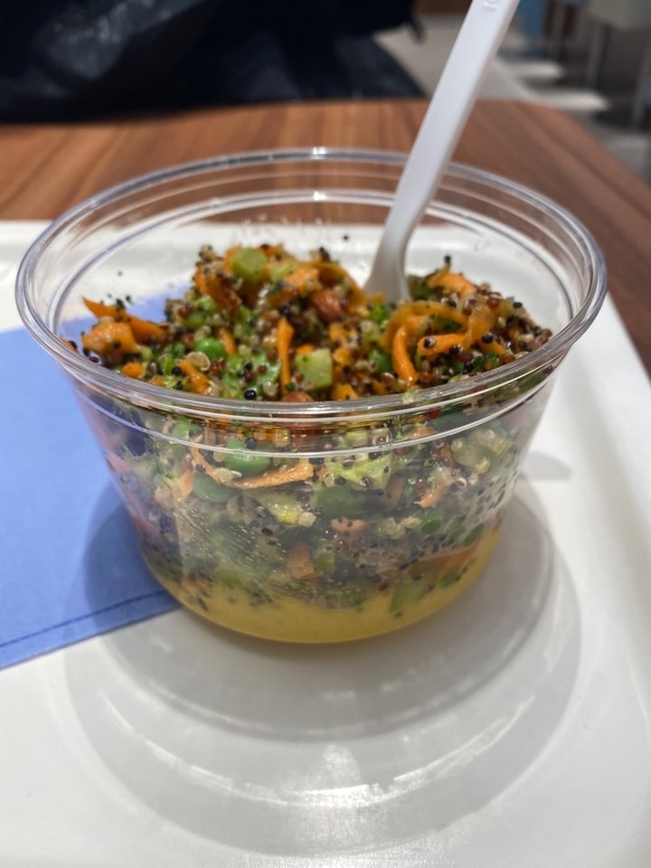 review photo of cojean provence Yellow Superfood Salad shared by @juanaabba on 01 Mar 2020 - review