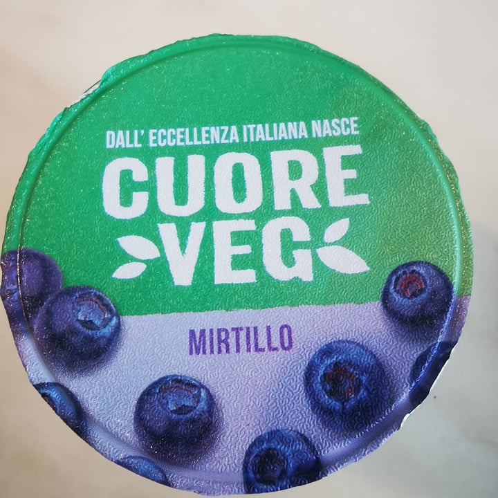 photo of Cuore veg Yogurt vegetale al mirtillo shared by @aston on  04 Jul 2022 - review