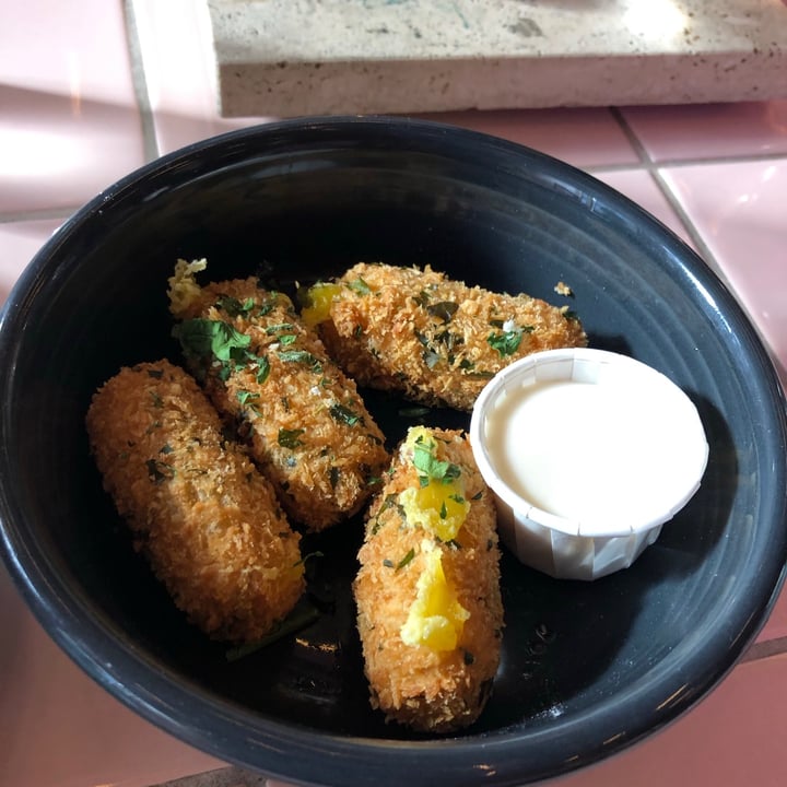 photo of Genesis Plant Based Alchemy Cheese Sticks shared by @earthlinglucy on  25 Aug 2020 - review