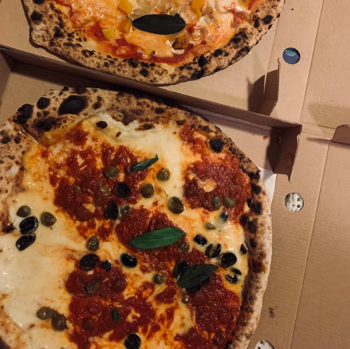 review photo of Rustico Italiano Spagnola Pizza Vegane shared by @rosaliemelin on 12 Jun 2020 - review