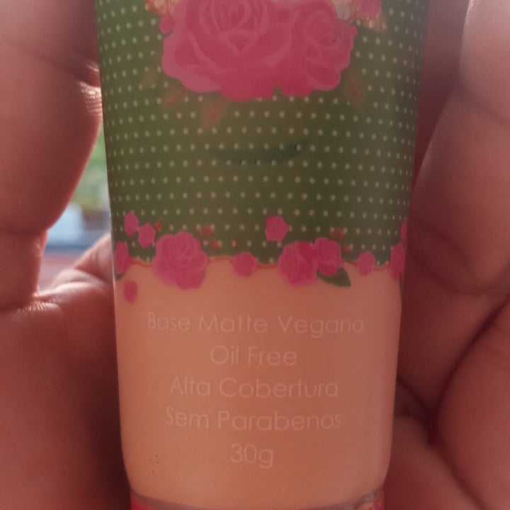 photo of Dalla Makeup Base Liquida shared by @flordeassai on  28 Apr 2022 - review