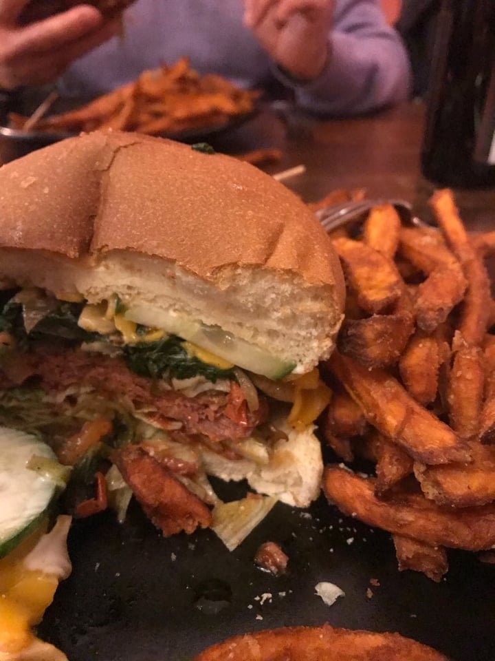 photo of Space Burger Nargessi Burger (vegan Version) shared by @raspden on  21 Jan 2020 - review