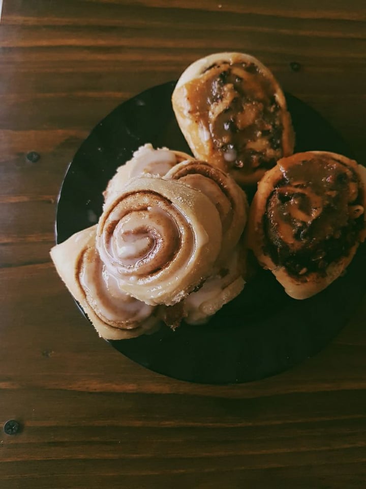 photo of Melito's Rolls de Canela shared by @melitosveg on  24 Jun 2020 - review