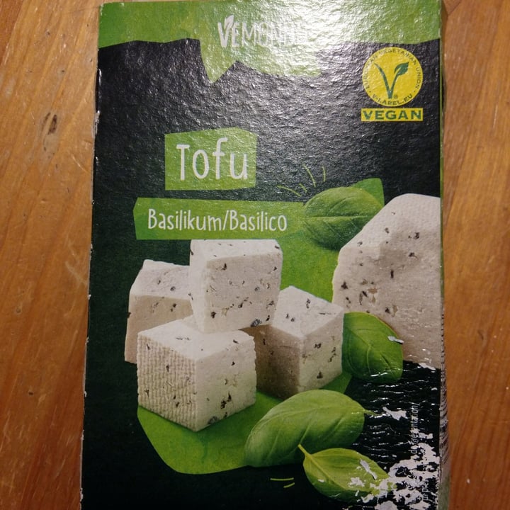 photo of Vemondo Tofu Basil shared by @gioemma on  11 Dec 2021 - review